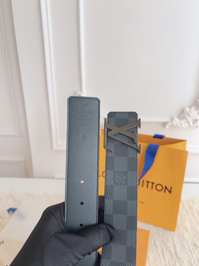 l0vis Vvtt0n belts